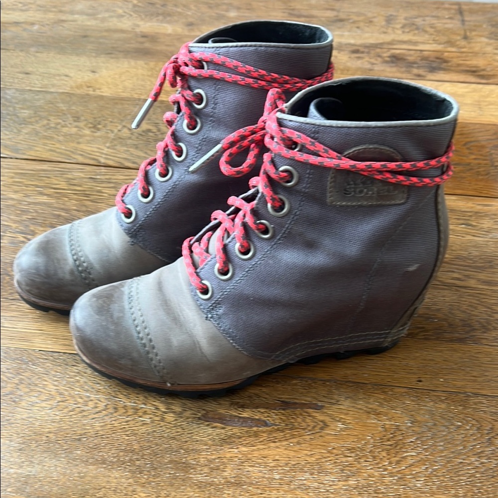 SOREL PDX wedge boot 8.5